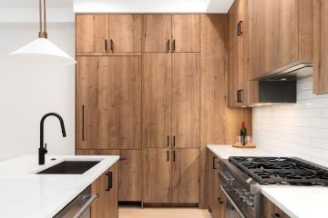 Cabinet staining in Brentwood